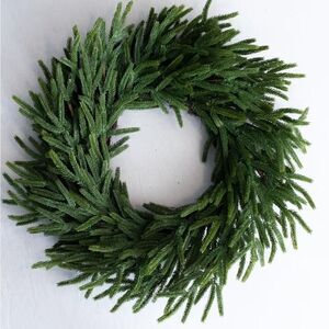 Green Holiday Wreath